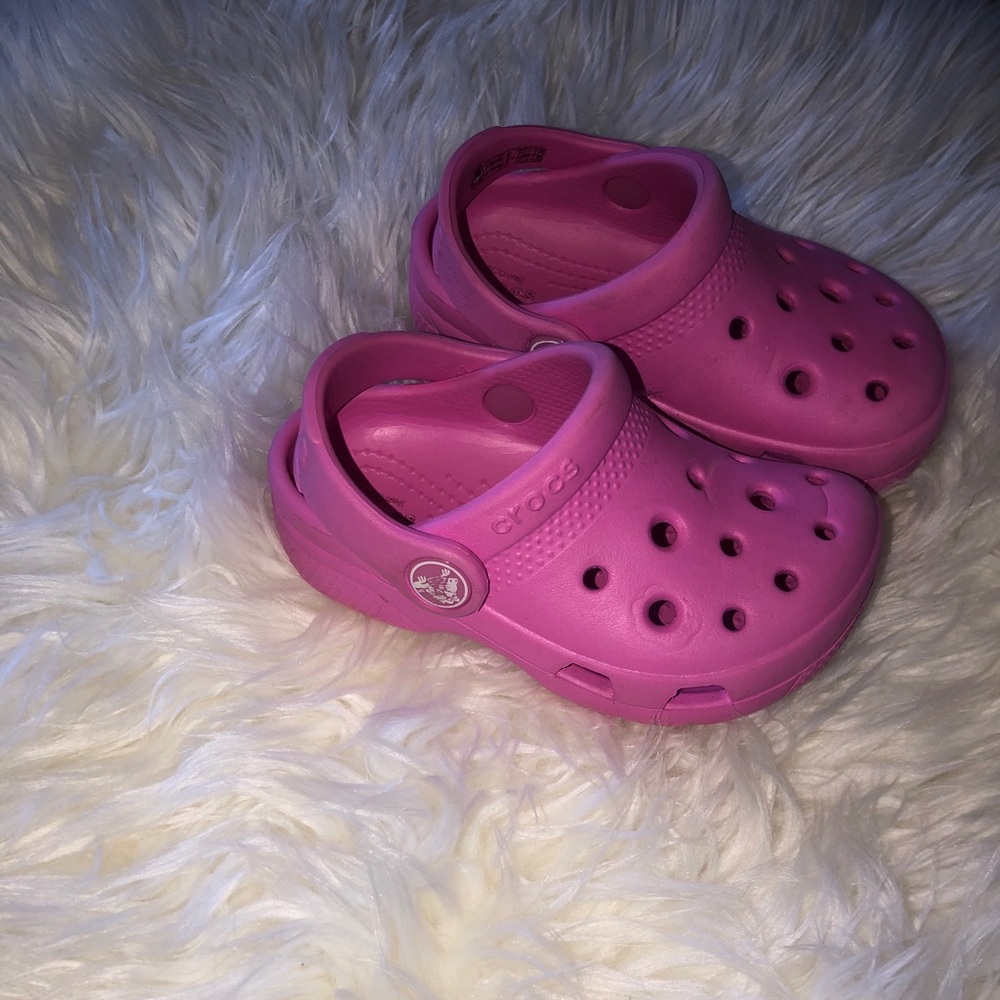 Toddler crocs